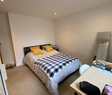 2 Bed Flat, Black Prince Rd, SE11 - Photo 5