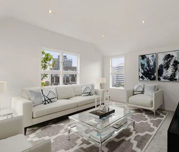 Redecorated Thorndon Townhouse - Photo 1