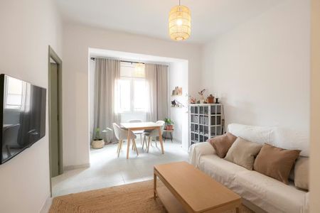 Carrer de la Riera Blanca, Barcelona, Catalonia 08028 - Photo 2