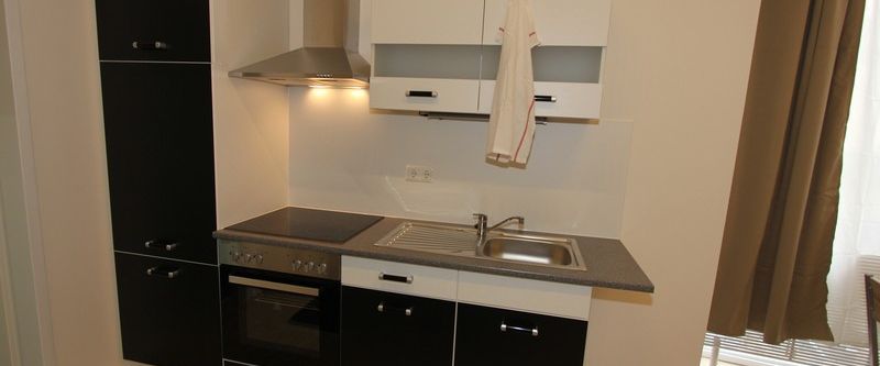 Modernes Business-Apartment im Herzen der Altstadt - Photo 1