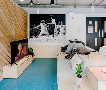 Medium Standard Double Ensuite - Photo 6