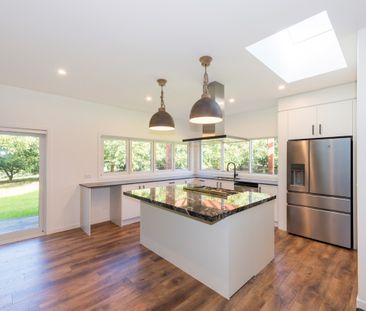 Barn Like Executive Home - Photo 4