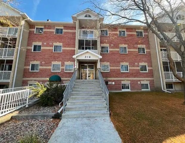 316 Kingsdale Ave. Unit 302 - 3 bed, 2 bath | 316 Kingsdale Avenue, Kingston - Photo 1