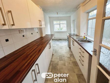 2 bedroom property to rent - Photo 2
