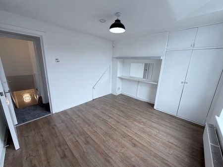 3 Bed Terraced House, Pendlebury Road, M27 - Photo 4