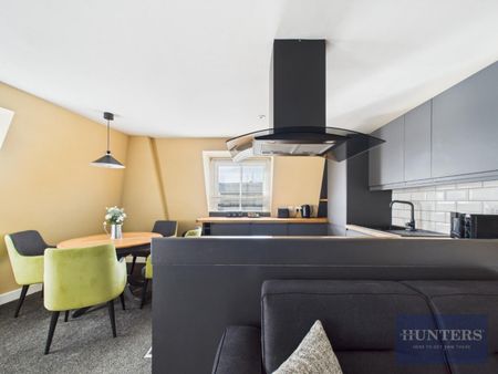 2 bedroom Flat To Let - Photo 5