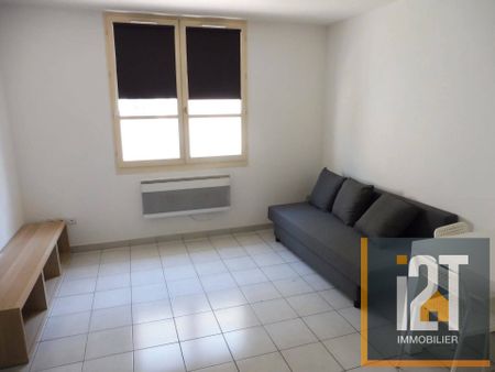 Appartement à louer - Nîmes 1 pièce de 21.88 m² - Photo 2