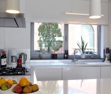 Woning te huur in Genk voor € 1.200 met 3 slaapkamers - Photo 1