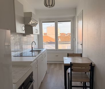 Location Appartement 2 pièces 48m² RIORGES 42153 - Photo 4