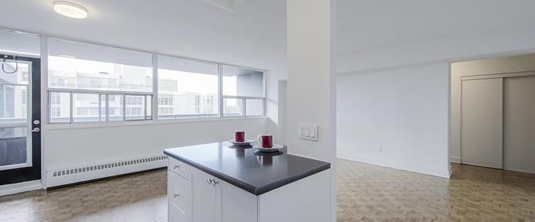 1249 North Shore Boulevard, East | 1249 North Shore Boulevard East, Burlington - Photo 1
