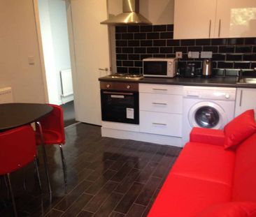 Strawberry Hill - Photo 3