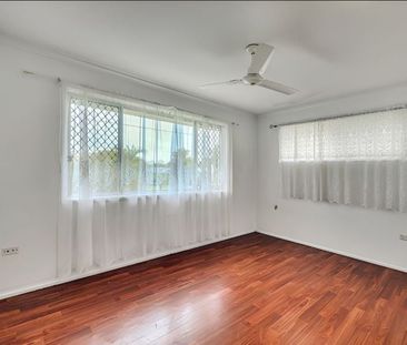 For Lease: A Comfortable Home with a Generous Backyard - Photo 5