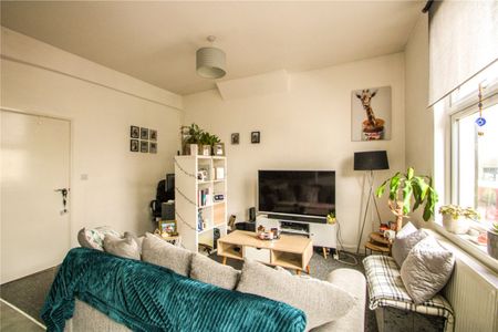 West Street, - Photo 2