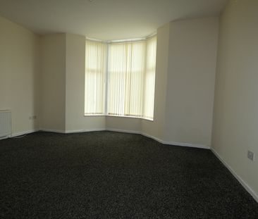 Bond Street Flat 1 - Photo 3
