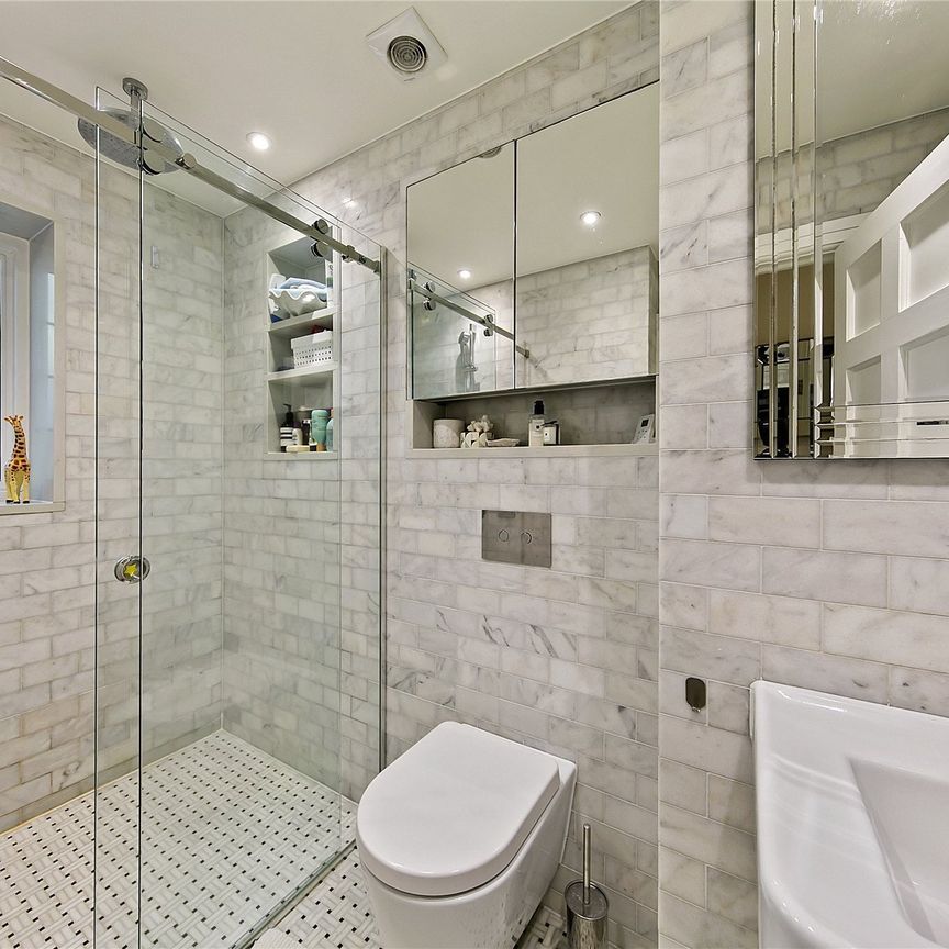 Fitzwilliam House, Little Green, Richmond, TW9 flat to rent - Photo 1