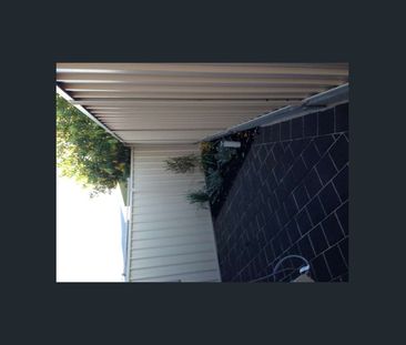 3 Bedroom Townhouse - Photo 3