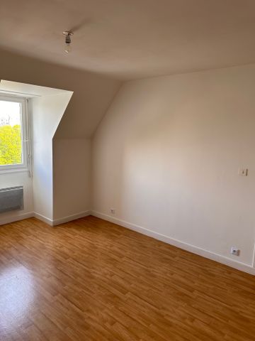 Location Appartement 3 pièces 78m² PAIMPOL 22500 - Photo 2