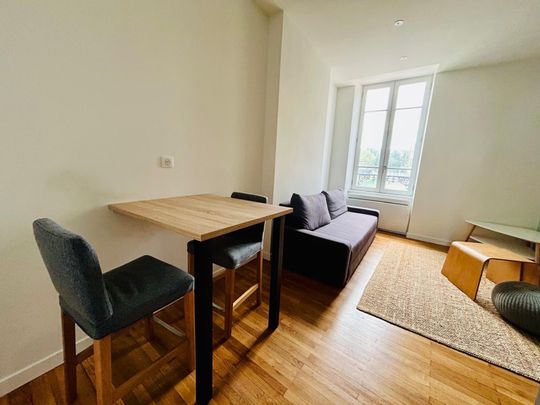 BLATIN superbe T2 meublé avec terrase - Photo 1