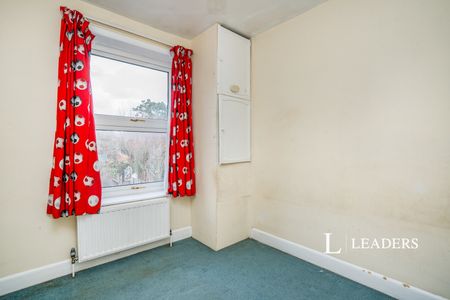 3 bedroom house to rent Gordon Road, Fareham, Hampshire, PO16 - Photo 5