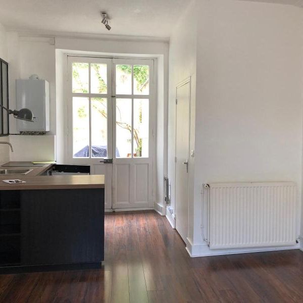 Location Appartement 1 pièce 26m² POITIERS 86000 - Photo 1