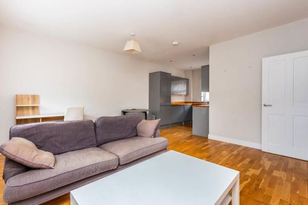 2 bedroom apartment to rent - Photo 3