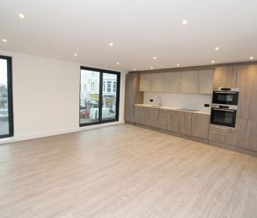 3 bedroom terraced house to rent - Photo 5