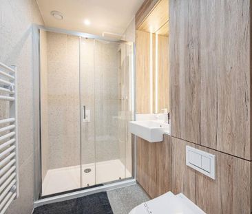 3 bedroom flat to rent - Photo 6