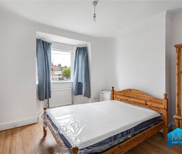 6 bedroom end of terrace house to rent - Photo 4