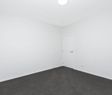 Charming 2BR Apt in Dalmore! - Photo 2