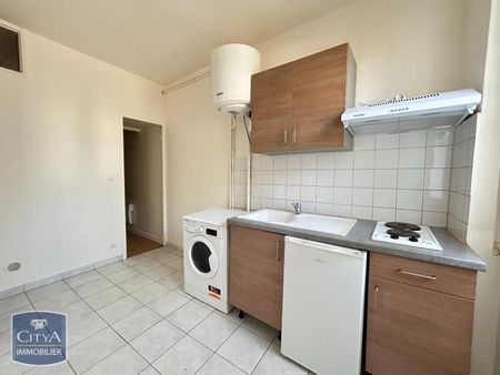 Location Appartement 2 pièces 18m² NIORT 79000 - Photo 3