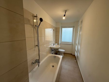 Helle 2,5-Zimmer-Wohnung mit Balkon in München - Photo 4