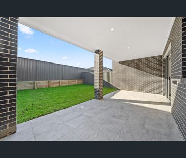 4b Aqueduct Street, Leppington, NSW 2179 - Photo 4