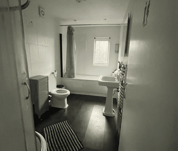 House share to rent - Photo 5