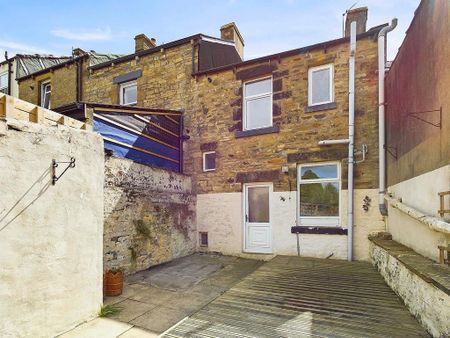 3 bedroom terraced house to rent - Photo 2