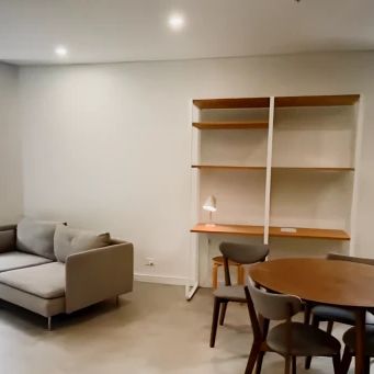 1 bed 1 bath - Photo 1