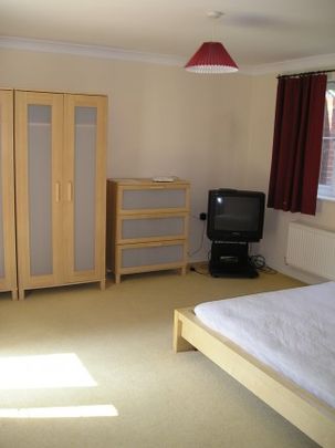 NORWICH NORTH CITY - Photo 1