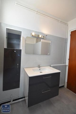 Location Appartement 2 pièces 44m² AGEN 47000 - Photo 4