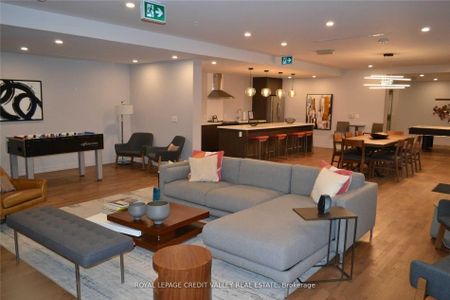 For Lease - 457 Plains Road Unit# 320, Burlington, Ontario - Photo 3