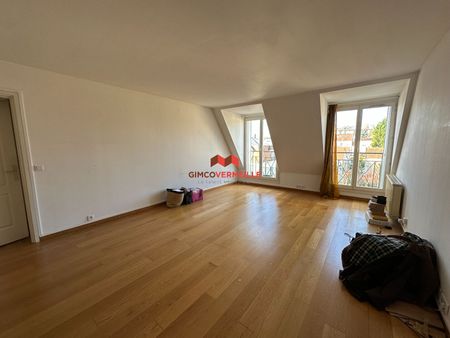 Location Appartement 3 pièces 84m² - Photo 3