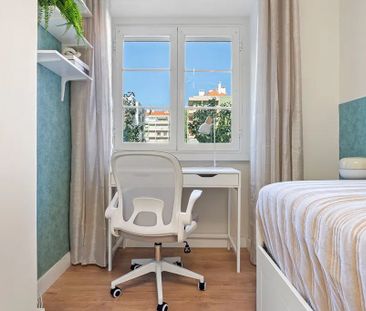 Rua Afonso Lopes Vieira, Lisbon, Lisbon 1700-070 - Photo 1