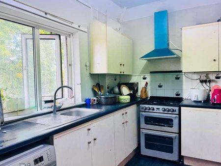 Bridgewater Rd, Greenford, Wembley, HA0 - Photo 3