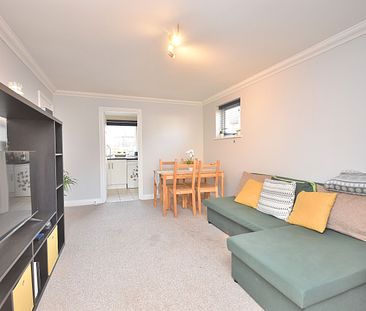 2 bedroom flat to rent, - Photo 1