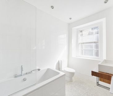 3 Bed House - Photo 6