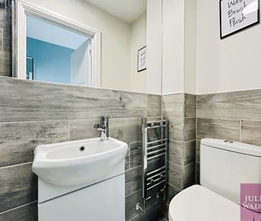 1 bedroom in a house share to rent - Photo 4