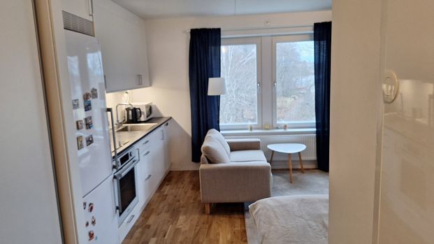 Klockelundsvägen, Farsta - Photo 1