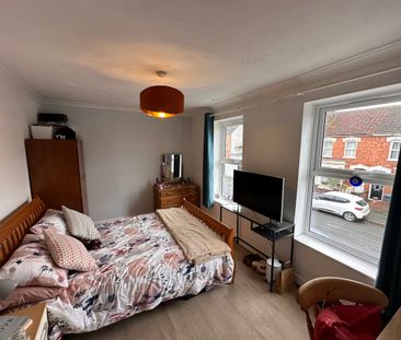 4 bedroom house, 1 en-suite - Photo 5