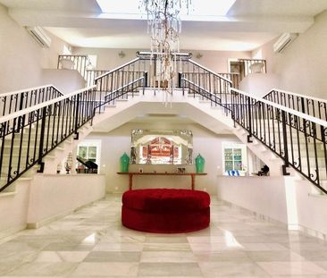 Detached Villa in El Paraiso - Photo 2