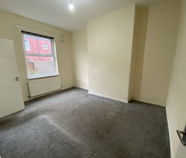 3 Bed Terraced House, Albemarle Road, CH44 - Photo 4