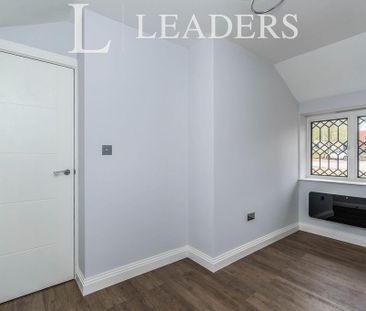 2 bedroom bungalow to rent - Photo 2