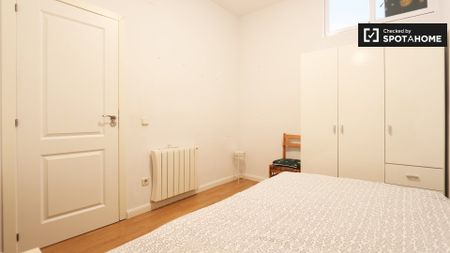 madrid, Community of Madrid 28012 - Photo 5